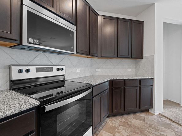 4720 Pell RD, Manor TX 78653