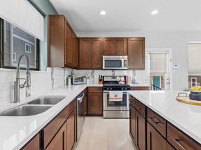 1820 Carlson DR 43C, Austin TX 78741