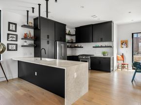 1301 Deloney ST, Austin TX 78721