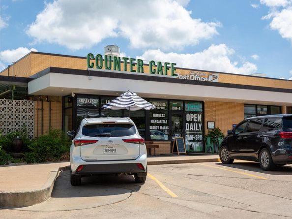 2235 E 6th ST 204, Austin TX 78702