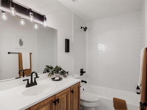 5204 Hedgewood, Austin TX 78745