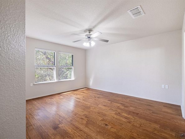 7101 Thannas WAY, Austin TX 78744