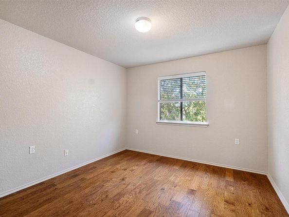 7101 Thannas WAY, Austin TX 78744