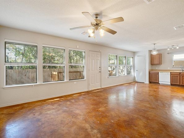 7101 Thannas WAY, Austin TX 78744