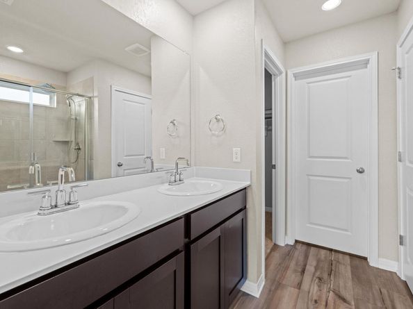 200 Outlaw DR, Liberty Hill TX 78642