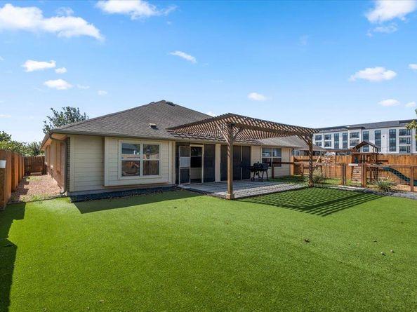 7212 Garnet Mill LN, Austin TX 78744
