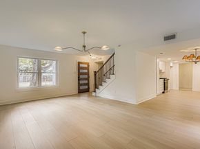 8011 Scotland Yard, Austin TX 78759