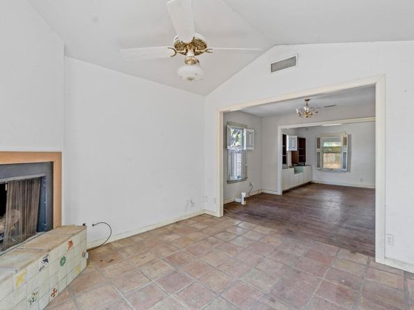 1811 Palma PLZ, Austin TX 78703
