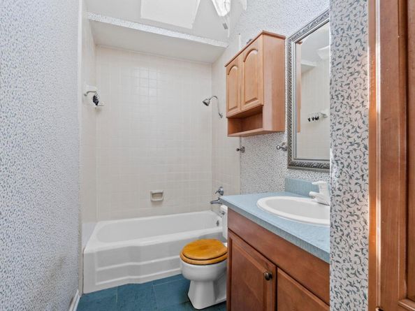 1811 Palma PLZ, Austin TX 78703