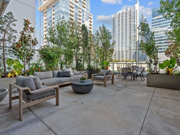 222 West Ave 1005, Austin TX 78701