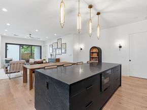 2004 Riverview ST, Austin TX 78702