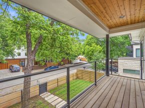 2004 Riverview ST, Austin TX 78702