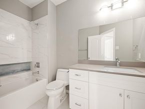 2001 Shaker TRL, Austin TX 78754