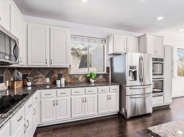 12413 Fairfax Ridge PL, Austin TX 78738