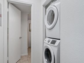 1601 Faro DR 1102, Austin TX 78741