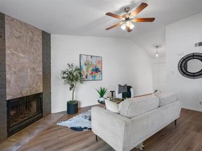 1601 Faro DR 1102, Austin TX 78741