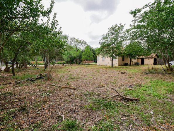 810 E 45th ST, Austin TX 78751