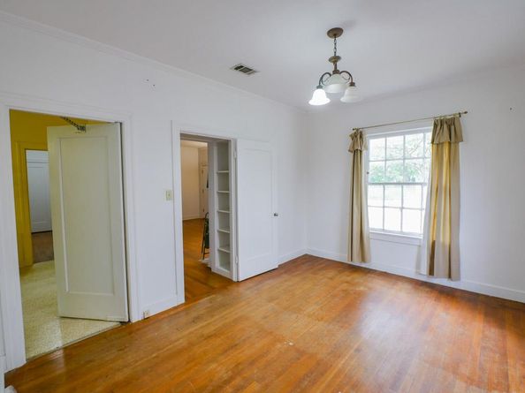 810 E 45th ST, Austin TX 78751