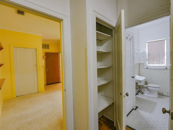 810 E 45th ST, Austin TX 78751