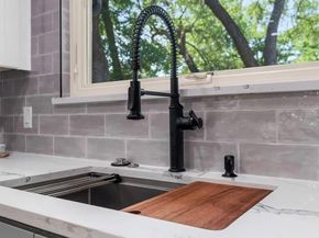 9717 Anderson Village DR, Austin TX 78729