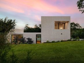 5205 Scenic View DR, Austin TX 78746