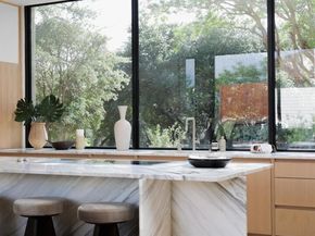 5205 Scenic View DR, Austin TX 78746