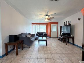 2512 E Stassney LN, Austin TX 78744