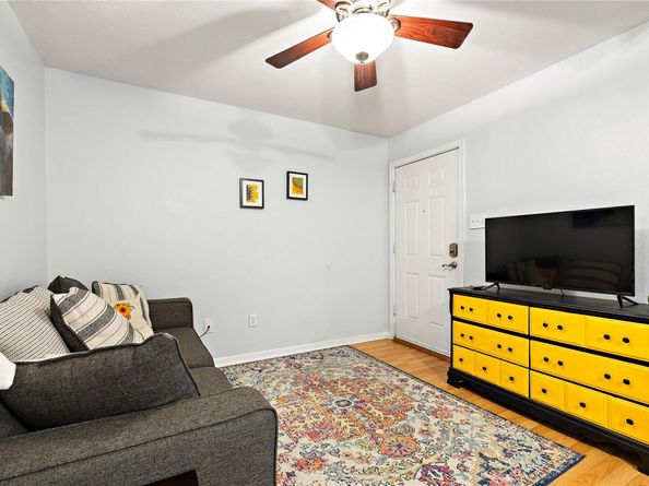 2450 Ashdale DR B211, Austin TX 78757