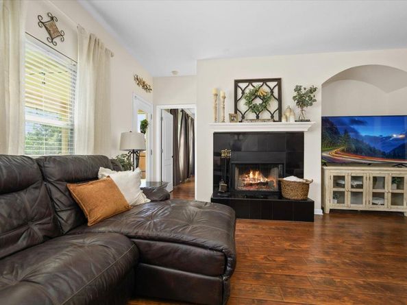 2450 Ashdale DR B211, Austin TX 78757