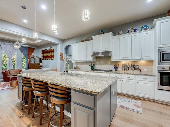 7618 Turnback Ledge TRL, Lago Vista TX 78645