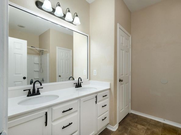 1244 Yellow Iris RD, Leander TX 78641