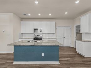 221 Longmount CV, Liberty Hill TX 78642