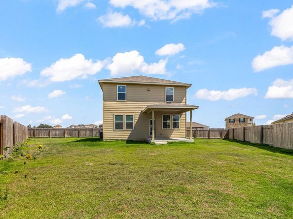 221 Longmount CV, Liberty Hill TX 78642