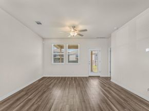 221 Longmount CV, Liberty Hill TX 78642