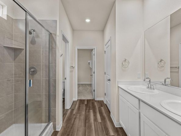 221 Longmount CV, Liberty Hill TX 78642