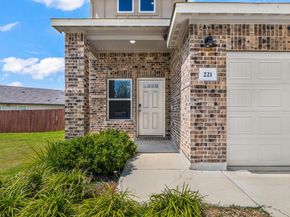 221 Longmount CV, Liberty Hill TX 78642