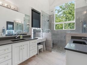 2806 W 44th ST B, Austin TX 78731