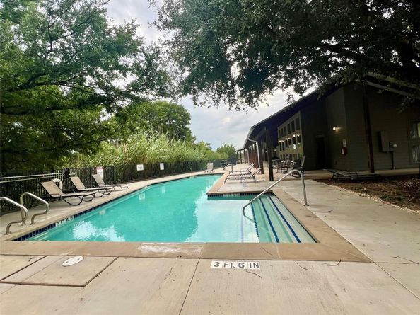 1201 Grove BLVD 1502, Austin TX 78741