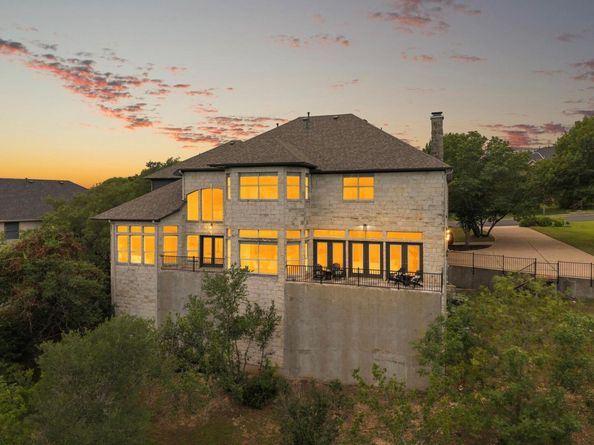 10105 Pickfair DR, Austin TX 78750