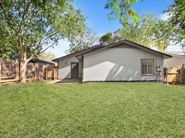 2503 Lakehurst DR, Austin TX 78744