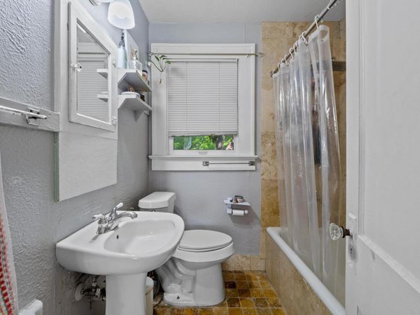 504 E 38th 1/2 ST, Austin TX 78751