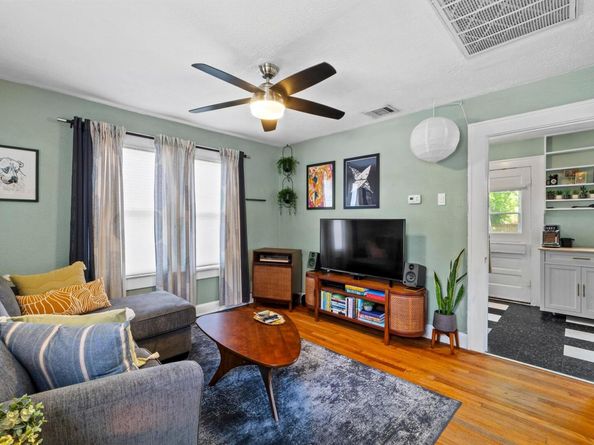 504 E 38th 1/2 ST, Austin TX 78751