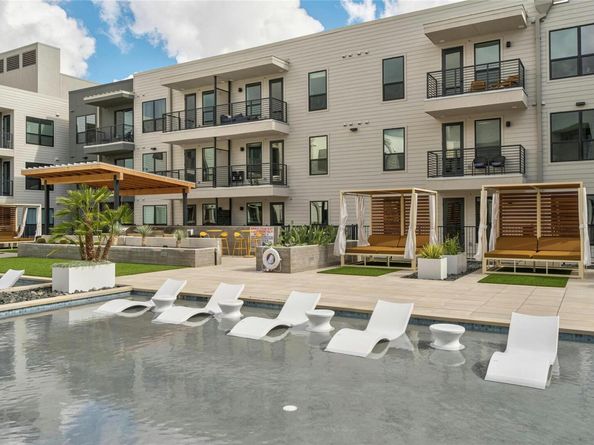 1701 Simond Ave 644, Austin TX 78723
