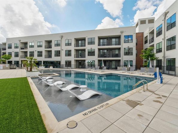 1701 Simond Ave 644, Austin TX 78723