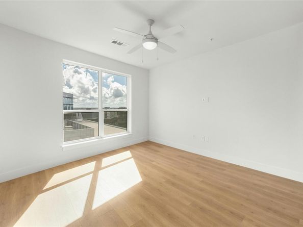 1701 Simond Ave 644, Austin TX 78723