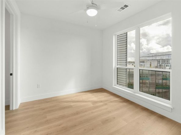 1701 Simond Ave 644, Austin TX 78723