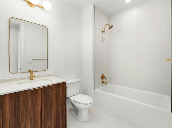 1701 Simond Ave 644, Austin TX 78723