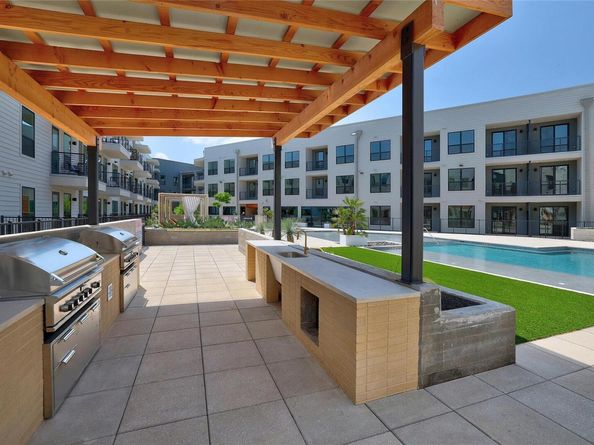 1701 Simond Ave 644, Austin TX 78723