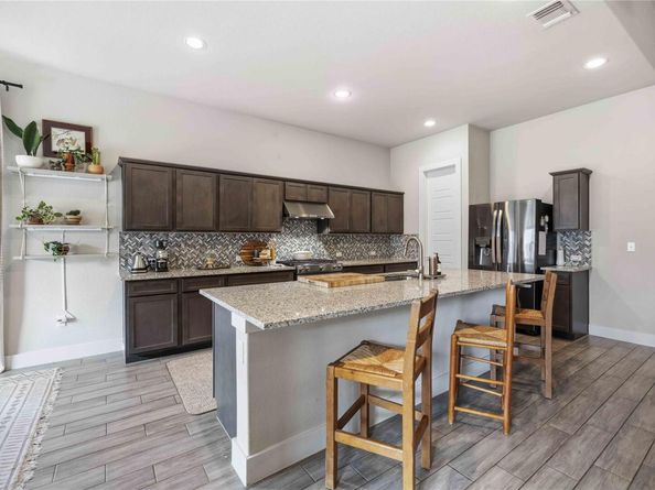 10900 American Mustang LOOP, Manor TX 78653