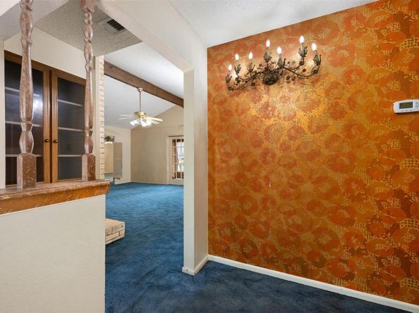 11403 Circle Bend DR, Austin TX 78758